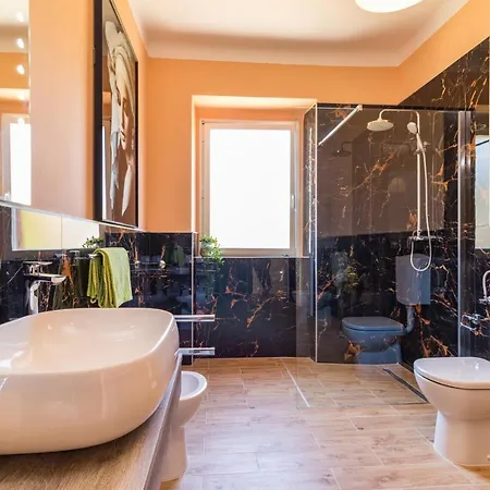 Casa Grotta Istriana Mit Neu Pool Near Center In Holiday home *