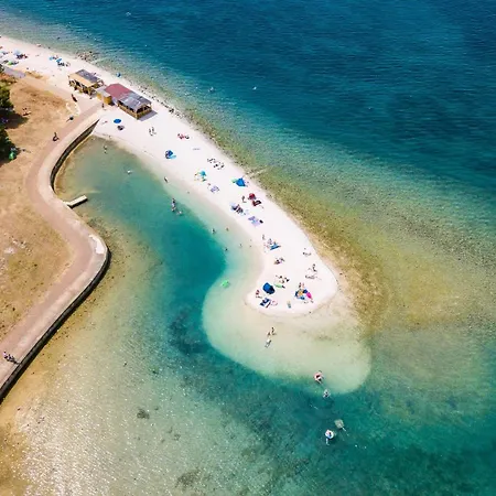 Casa Grotta Istriana Mit Neu Pool Near Center In