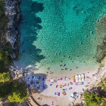 Casa Grotta Istriana Mit Neu Pool Near Center In Holiday home