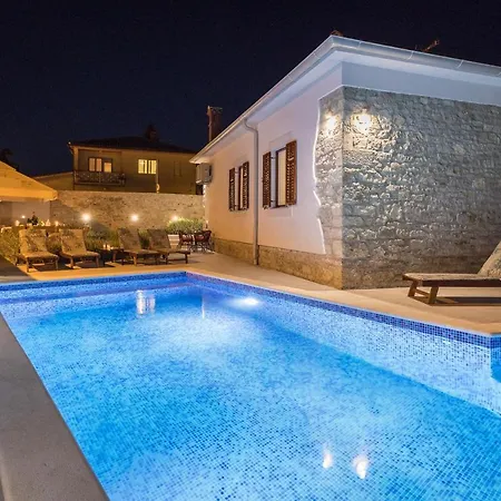 Holiday home Casa Grotta Istriana Mit Neu Pool Near Center In Pula